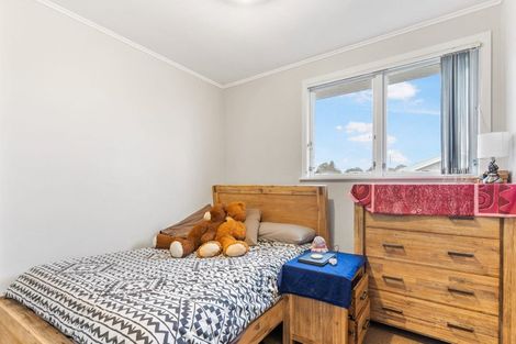 Photo of property in 43 Burbank Avenue, Manurewa, Auckland, 2102