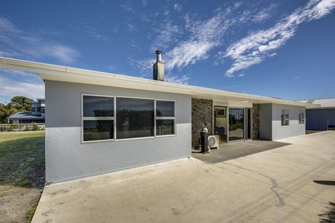 Photo of property in 43 North Shore Road, Eskdale, Napier, 4182