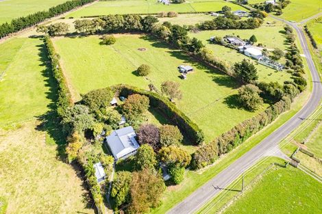 Photo of property in 282 Parahaki Road, Waverley, 4591