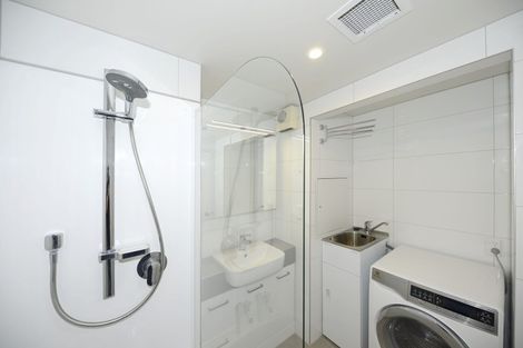 Photo of property in Gloucester Towers, 2/28 Gloucester Street, Christchurch Central, Christchurch, 8013