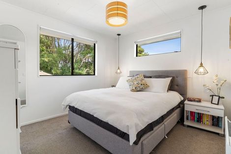 Photo of property in 2/63a Colwill Road, Massey, Auckland, 0614