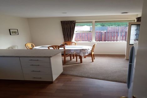 Photo of property in 15 Honeysuckle Place, Northcote, Christchurch, 8052