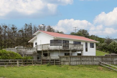 Photo of property in 106 Rehutai Road, Baylys Beach, Dargaville, 0377