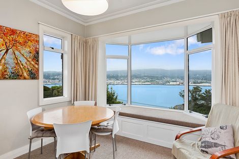 Photo of property in 105 Larnach Road, Vauxhall, Dunedin, 9013