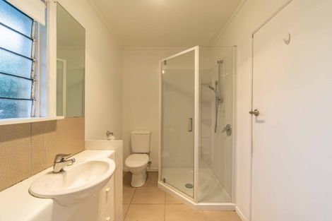 Photo of property in 2 Windsor Road, Maeroa, Hamilton, 3200