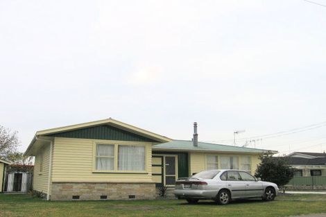 Photo of property in 18 Howard Road, Taradale, Napier, 4112