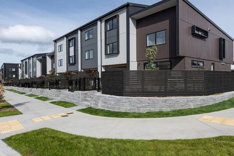 Photo of property in 73 Selo Street, Glen Eden, Auckland, 0602