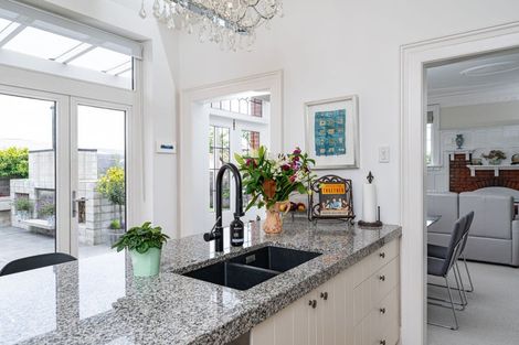 Photo of property in 15 Ings Avenue, Saint Clair, Dunedin, 9012