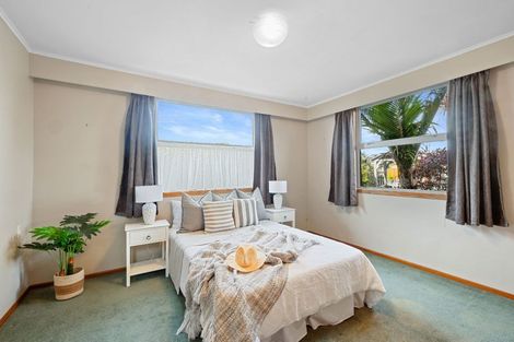 Photo of property in 14 Barrett Street, Westown, New Plymouth, 4310