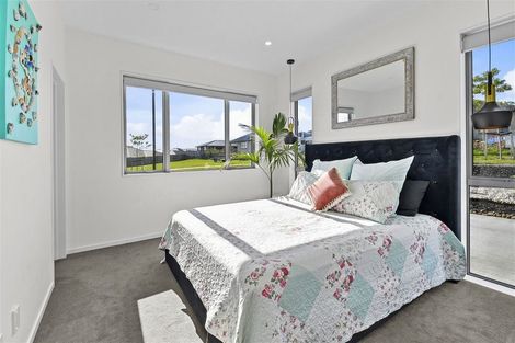 Photo of property in 16 Wingfield Road, Pokeno, 2402