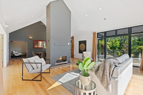 Photo of property in 105 Gladstone Road, Dalmore, Dunedin, 9010