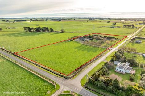 Photo of property in 11 Mckenzie Settlement Road, Kairanga, Palmerston North, 4475