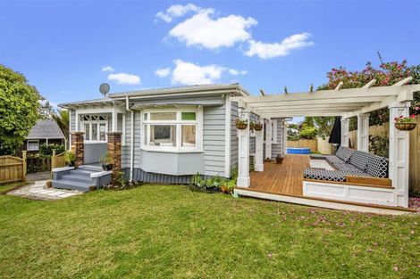Photo of property in 35 Helvetia Road, Pukekohe, 2120
