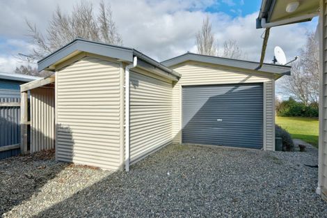 Photo of property in 42 Newburn Street, Waikaia, 9778