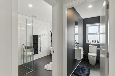 Photo of property in 22 Taranui Way, Paraparaumu Beach, Paraparaumu, 5032