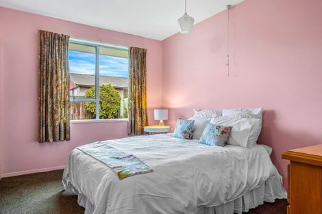 Photo of property in 23 Woodcote Avenue, Hornby, Christchurch, 8042