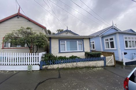 Photo of property in 36 Rolleston Street, Mount Cook, Wellington, 6021