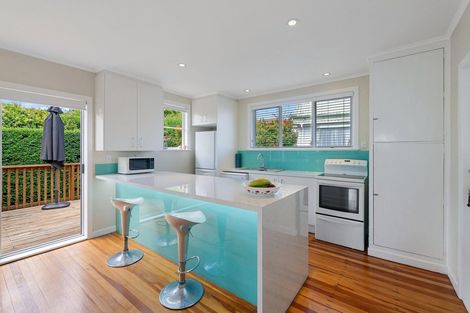 Photo of property in 64 Newington Road, Henderson, Auckland, 0612