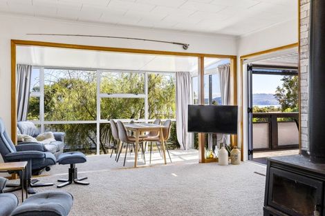 Photo of property in 3 Mahuta Road, Waitahanui, Taupo, 3378