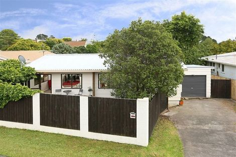 Photo of property in 2b Kintara Drive, Massey, Auckland, 0614