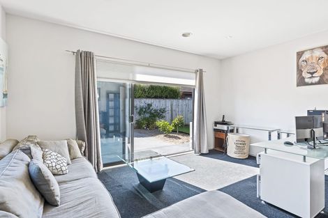 Photo of property in 69 Kotuku Drive, Paraparaumu Beach, Paraparaumu, 5032