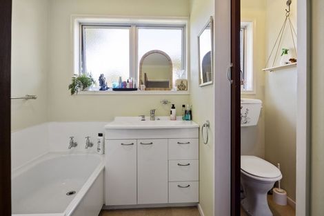 Photo of property in 19b Seyton Street, Stratford, 4332