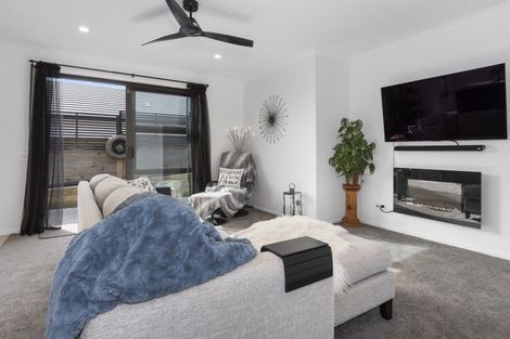 Photo of property in 27 Augusta Rise, Omokoroa, 3114
