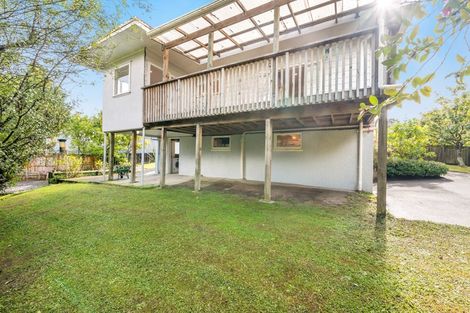 Photo of property in 24 Atkinson Road, Titirangi, Auckland, 0604