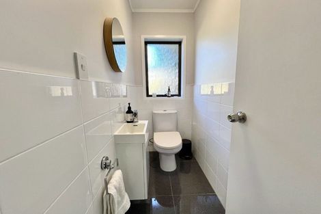 Photo of property in 9 Syntax Place, Conifer Grove, Takanini, 2112