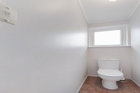 Photo of property in 30 Nevada Avenue, Pakuranga Heights, Auckland, 2010