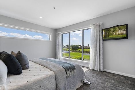 Photo of property in 37 Forstera Way, Papamoa Beach, Papamoa, 3118