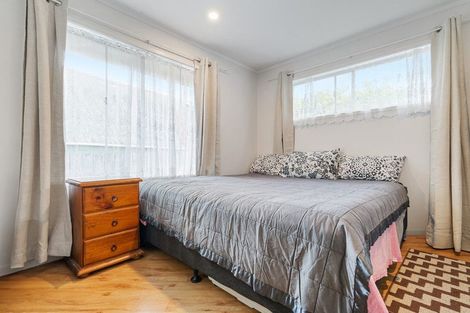 Photo of property in 1/10 Rotoiti Avenue, Pakuranga Heights, Auckland, 2010