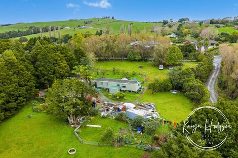 Photo of property in 14 Woodland Road, Maungaturoto, 0588