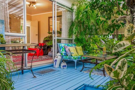 Photo of property in 3a/1 Kirrie Avenue, Te Atatu South, Auckland, 0610