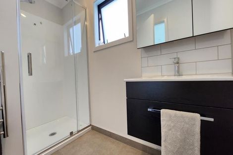 Photo of property in 24 Hokioi Drive, Kenepuru, Porirua, 5022