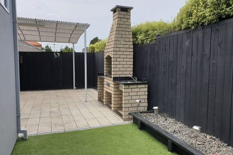 Photo of property in 313 Hobsonville Road, Hobsonville, Auckland, 0618