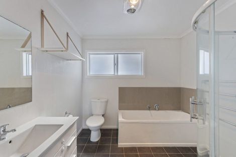 Photo of property in 43 Belair Avenue, Blagdon, New Plymouth, 4310