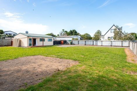 Photo of property in 6 Mavis Avenue, Waikawa Beach, Manakau, 5573
