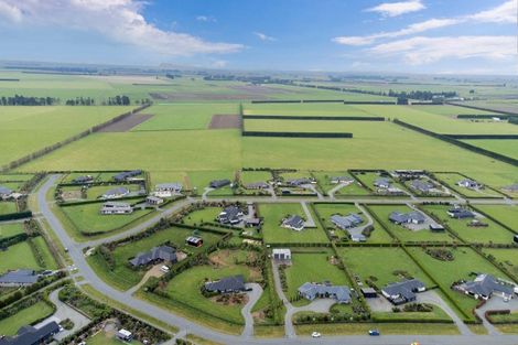 Photo of property in 28 Landsborough Drive, Darfield, 7571