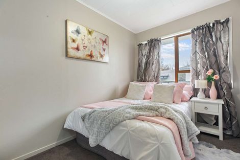 Photo of property in 1/4 Collie Road, Pukekohe, 2120