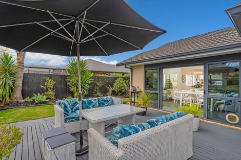Photo of property in 31 Wells Place, Whitianga, 3510