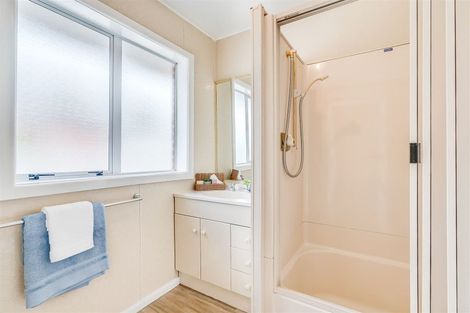 Photo of property in 320 Greers Road, Bishopdale, Christchurch, 8053