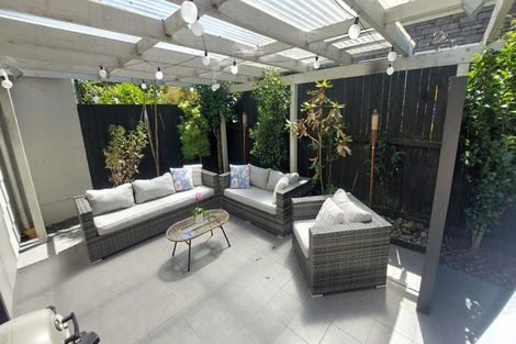 Photo of property in 25 Yellowstone Crescent, Burwood, Christchurch, 8083