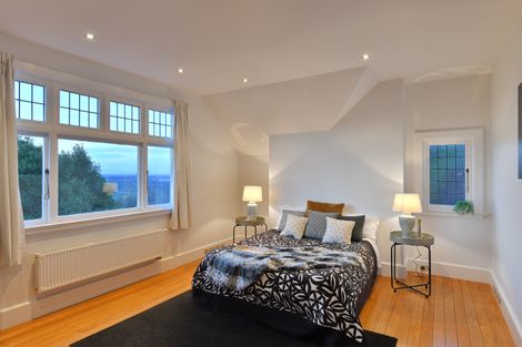 Photo of property in 103 Hackthorne Road, Cashmere, Christchurch, 8022