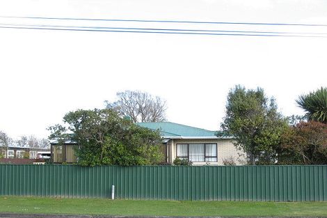 Photo of property in 2 Oaklea Avenue, Marton, 4710