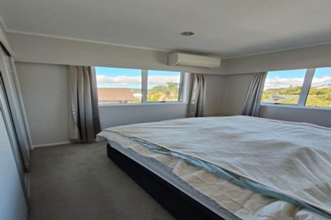Photo of property in 14 Chelsea View Drive, Chatswood, Auckland, 0626
