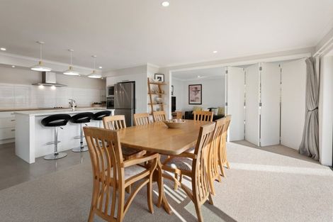 Photo of property in 6 Vantage Place, Omokoroa, 3114