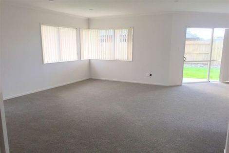 Photo of property in 321 Gravatt Road, Papamoa Beach, Papamoa, 3118