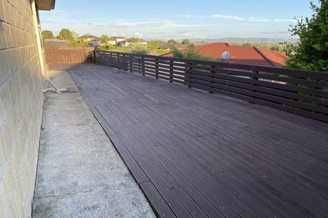 Photo of property in 40 Saralee Drive, Manurewa, Auckland, 2105
