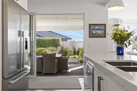 Photo of property in 13 Tuhua Close, Wharewaka, Taupo, 3330